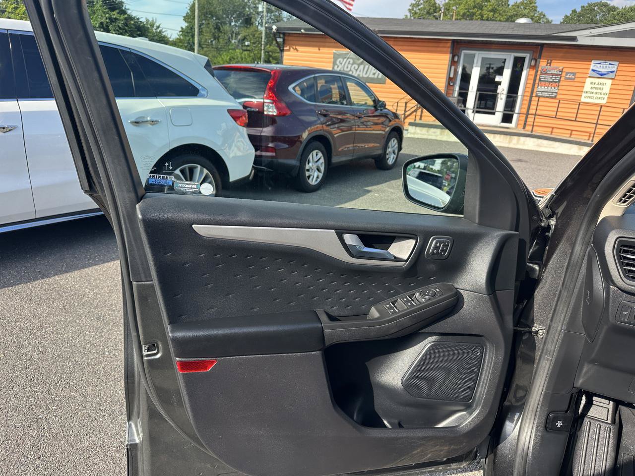 Used 2020 Ford Escape SEL AWD/4WD image 17