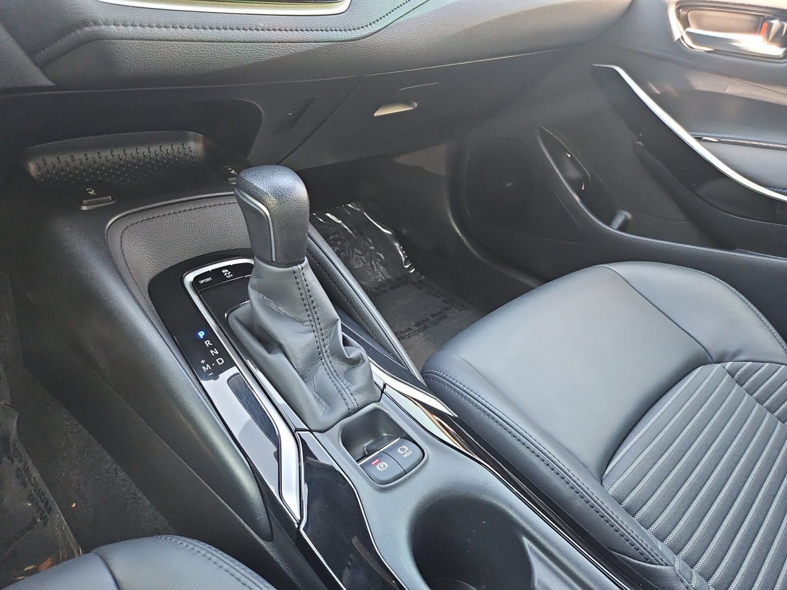 Used 2020 Toyota Corolla XSE FWD image 21
