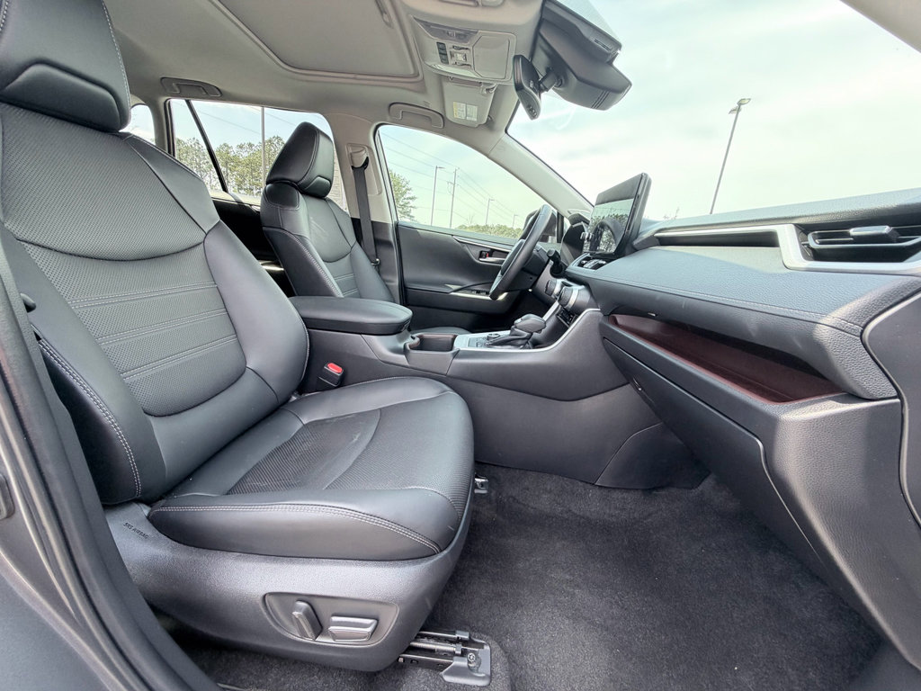 Used 2024 Toyota RAV4 Limited image 25