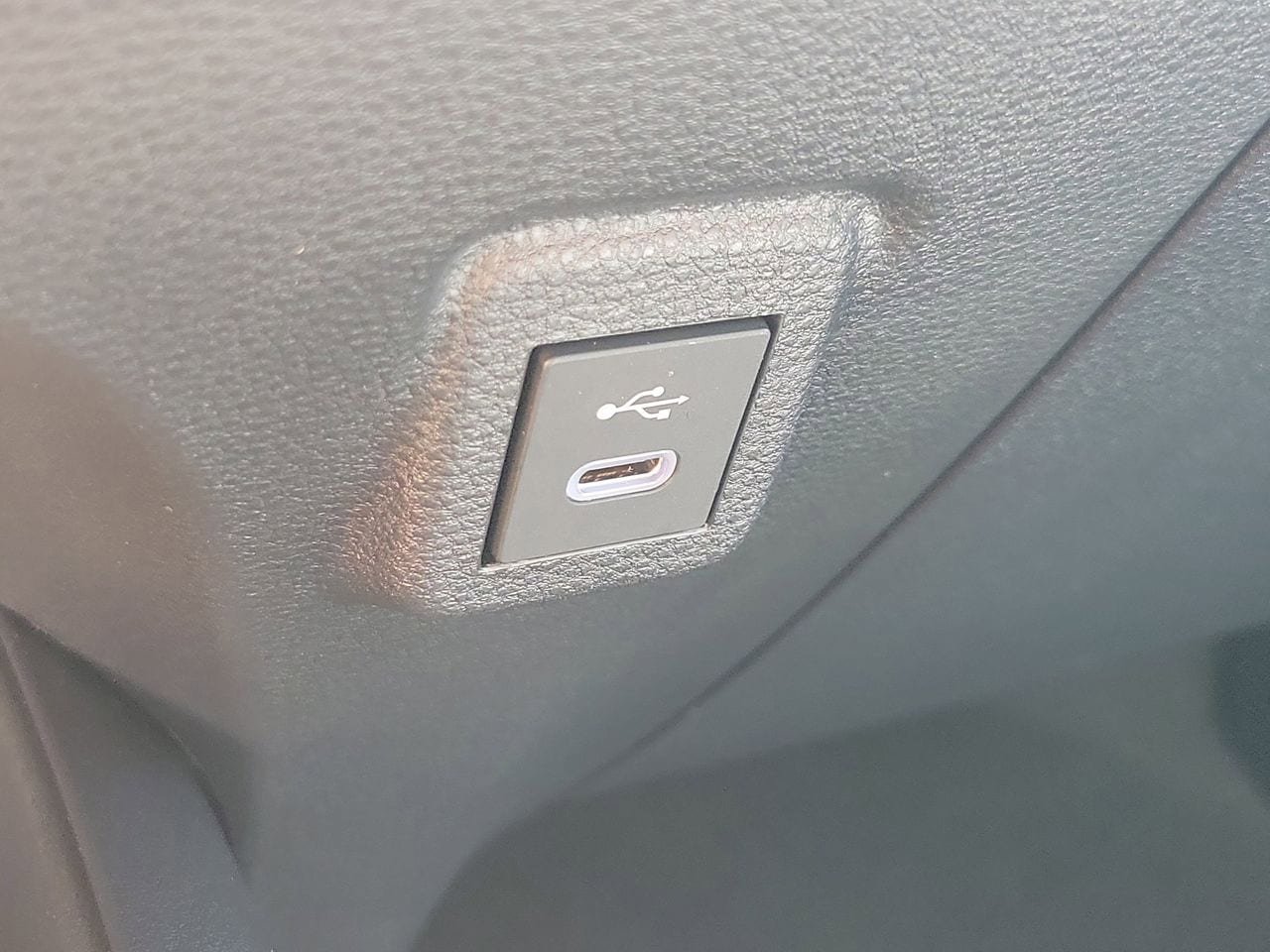 New 2026 Toyota Corolla SE FWD image 27