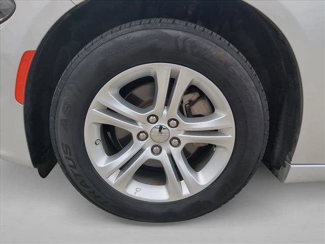 Used 2022 Dodge Charger SXT w/ Leather Interior Group image 25