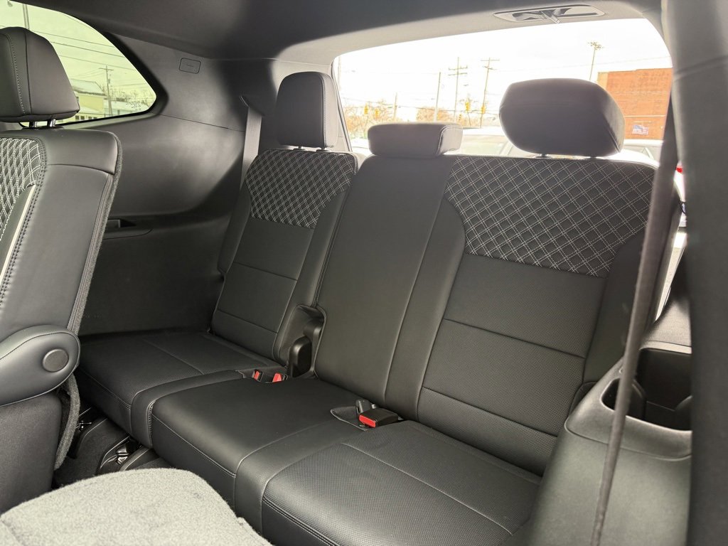 Used 2024 GMC Acadia Denali w/ Super Cruise Package image 20