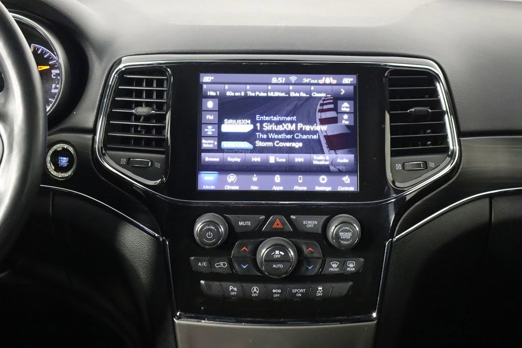 Used 2022 Jeep Grand Cherokee Limited image 28