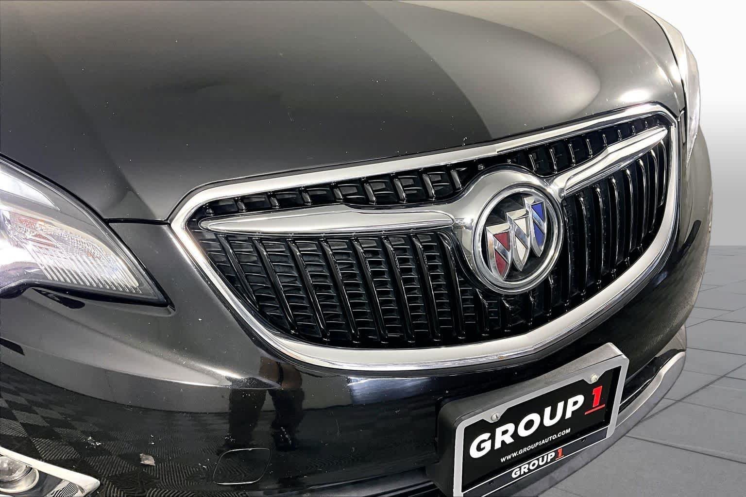 Used 2020 Buick Envision Essence FWD image 27