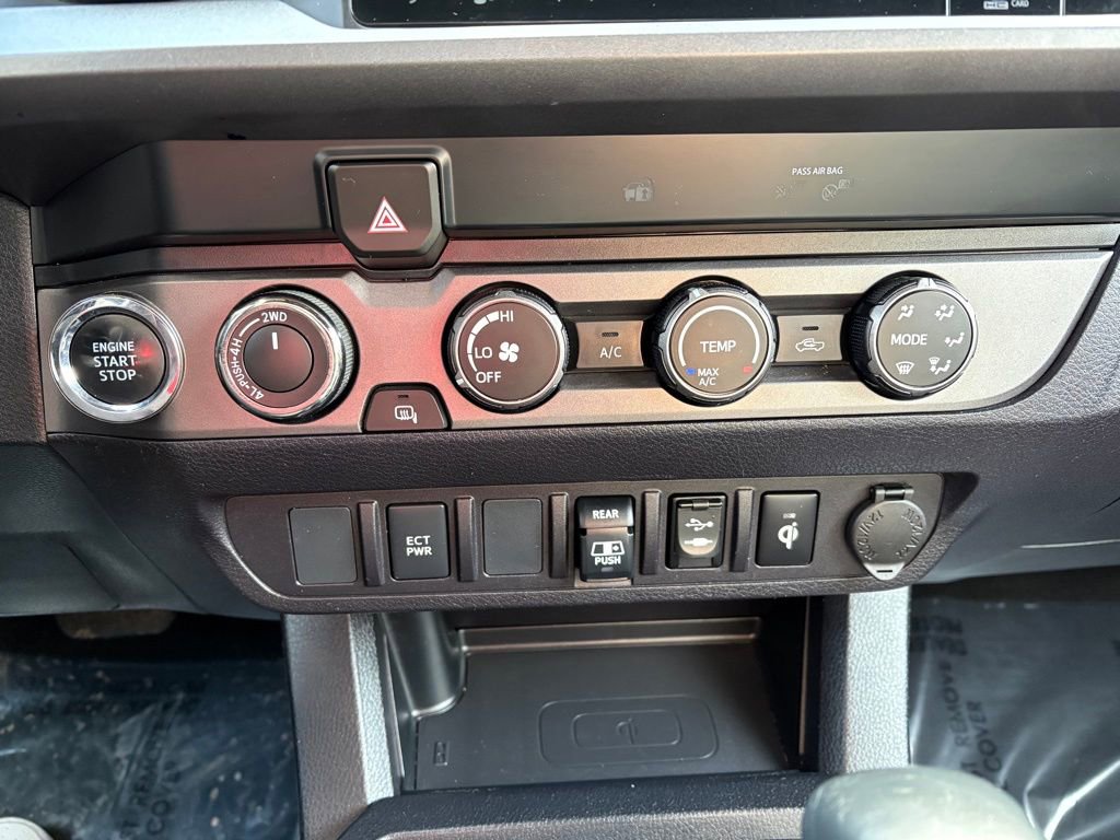 Certified 2019 Toyota Tacoma TRD Off-Road image 26