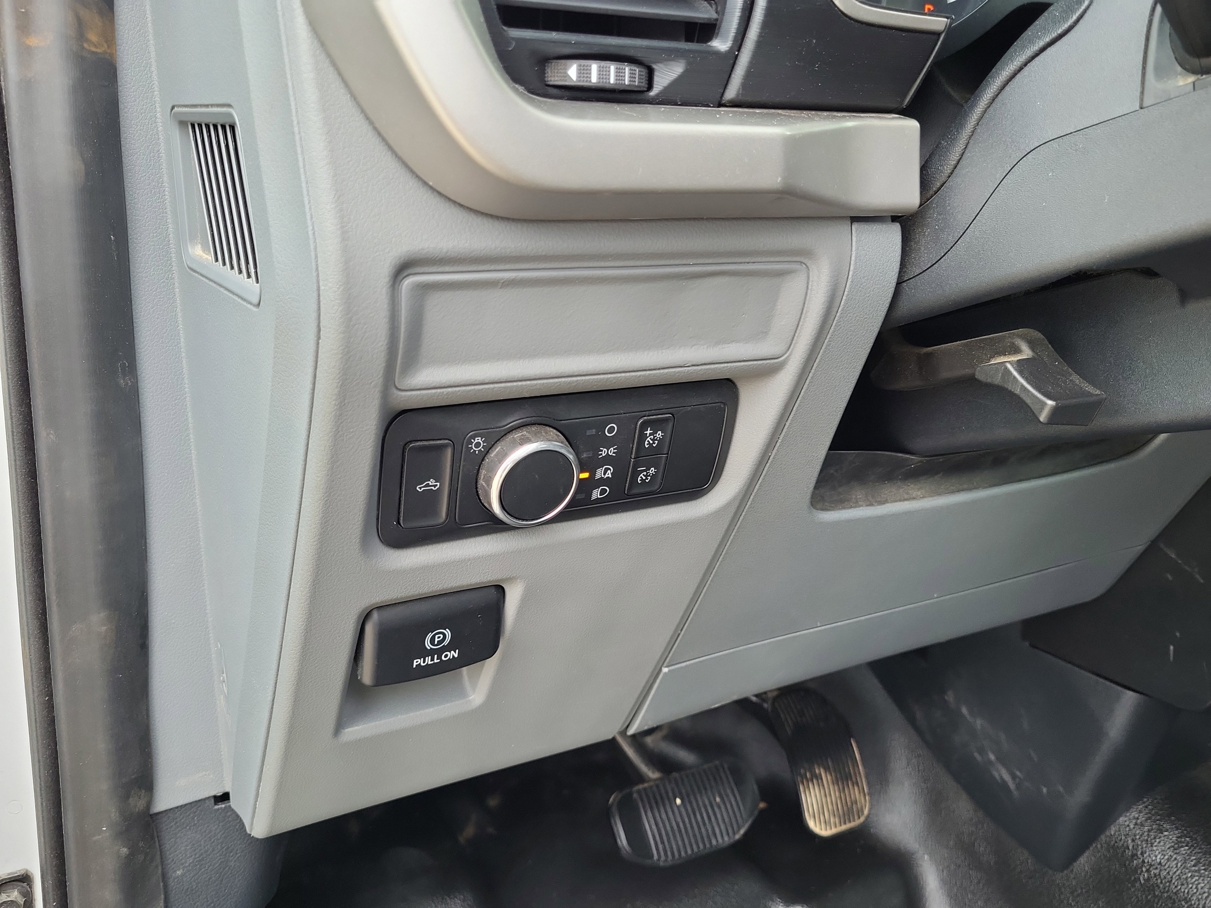 Used 2021 Ford F150 XL w/ XL Power Equipment Group image 17