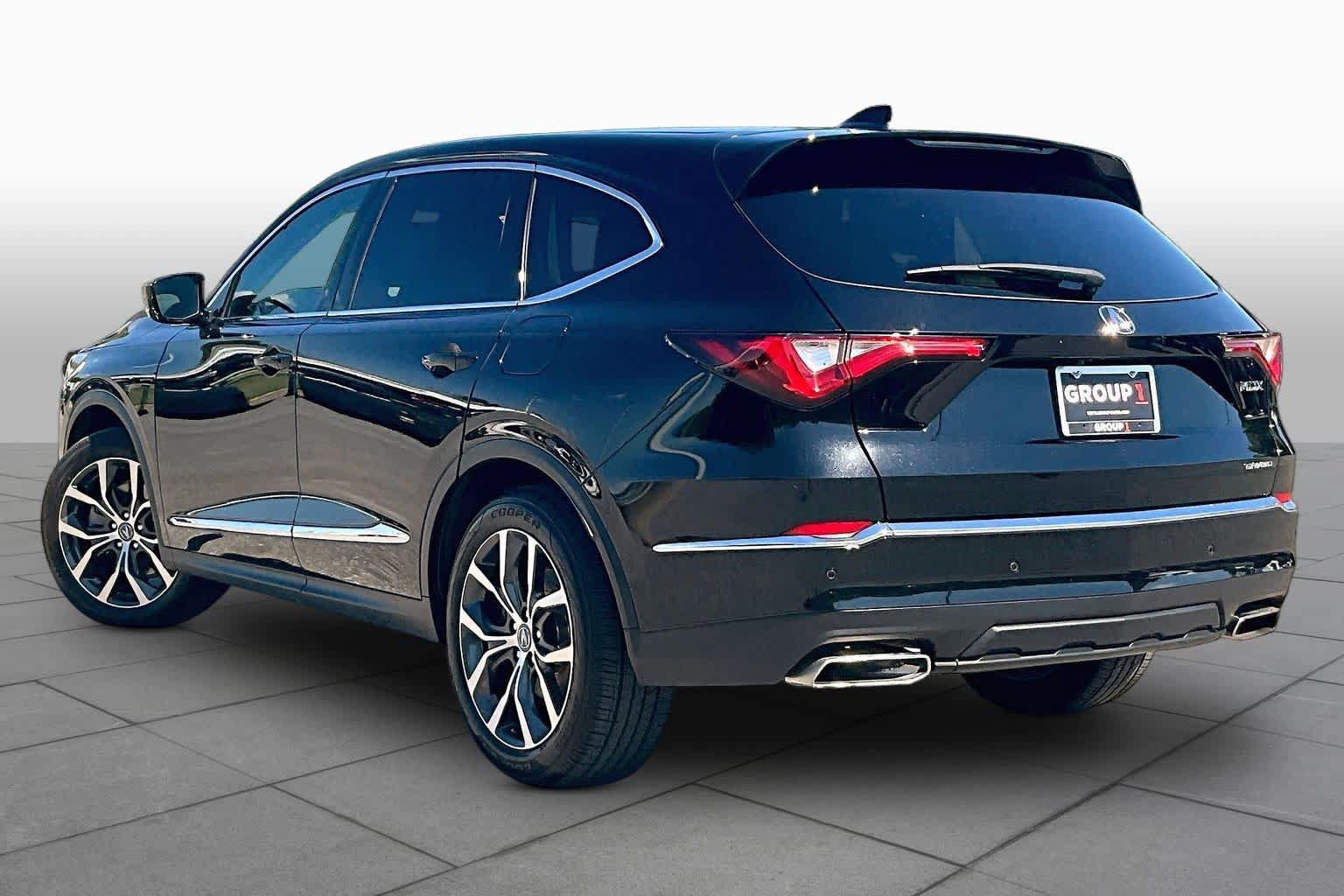 Used 2022 Acura MDX SH-AWD w/ Technology Package image 12