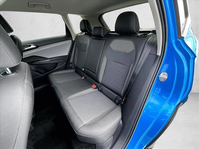 Used 2023 Volkswagen Taos SE image 28