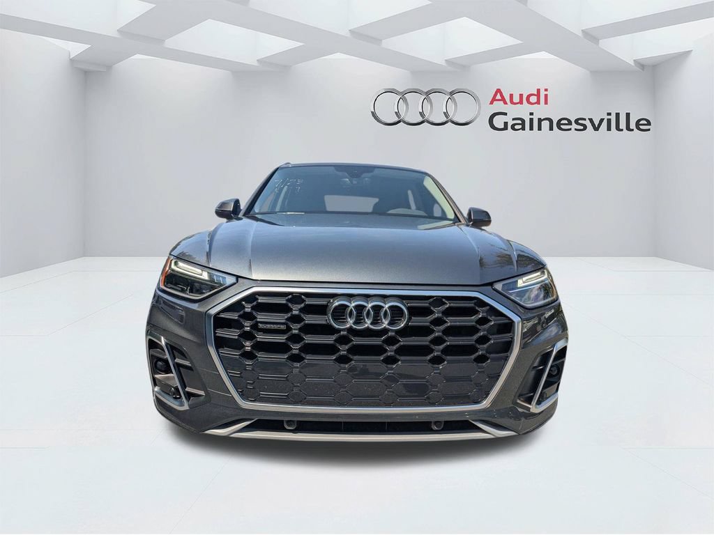 Used 2023 Audi Q5 2.0T Premium w/ Convenience Package AWD/4WD image 9