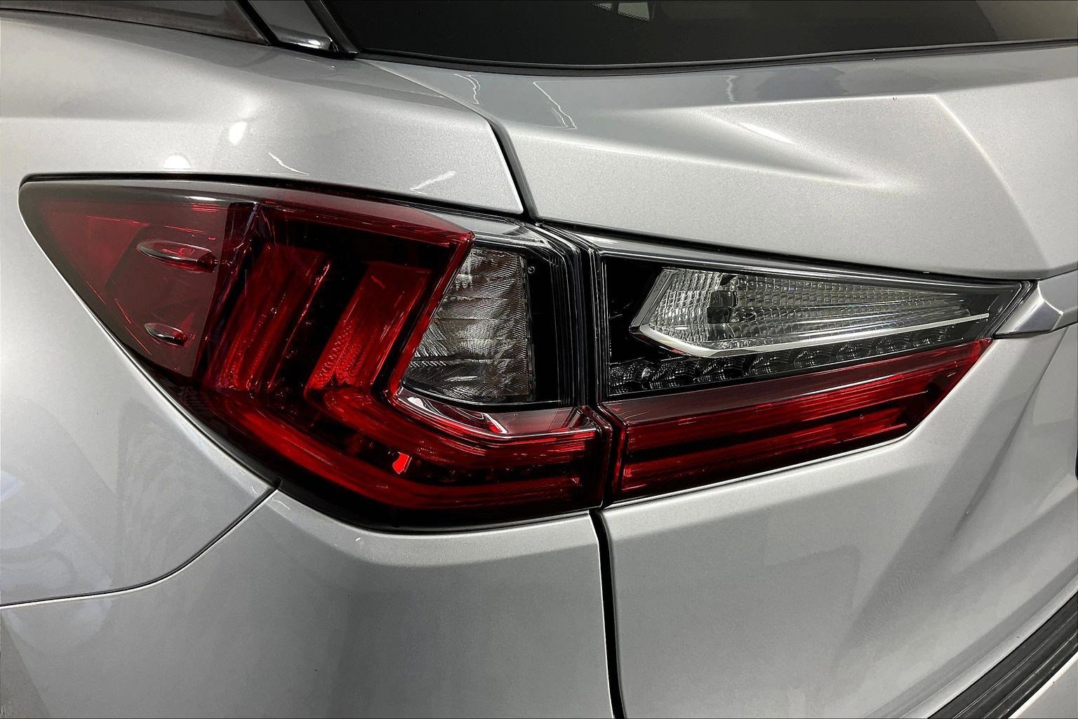 Used 2018 Lexus RX 350 FWD w/ Accessory Package image 23