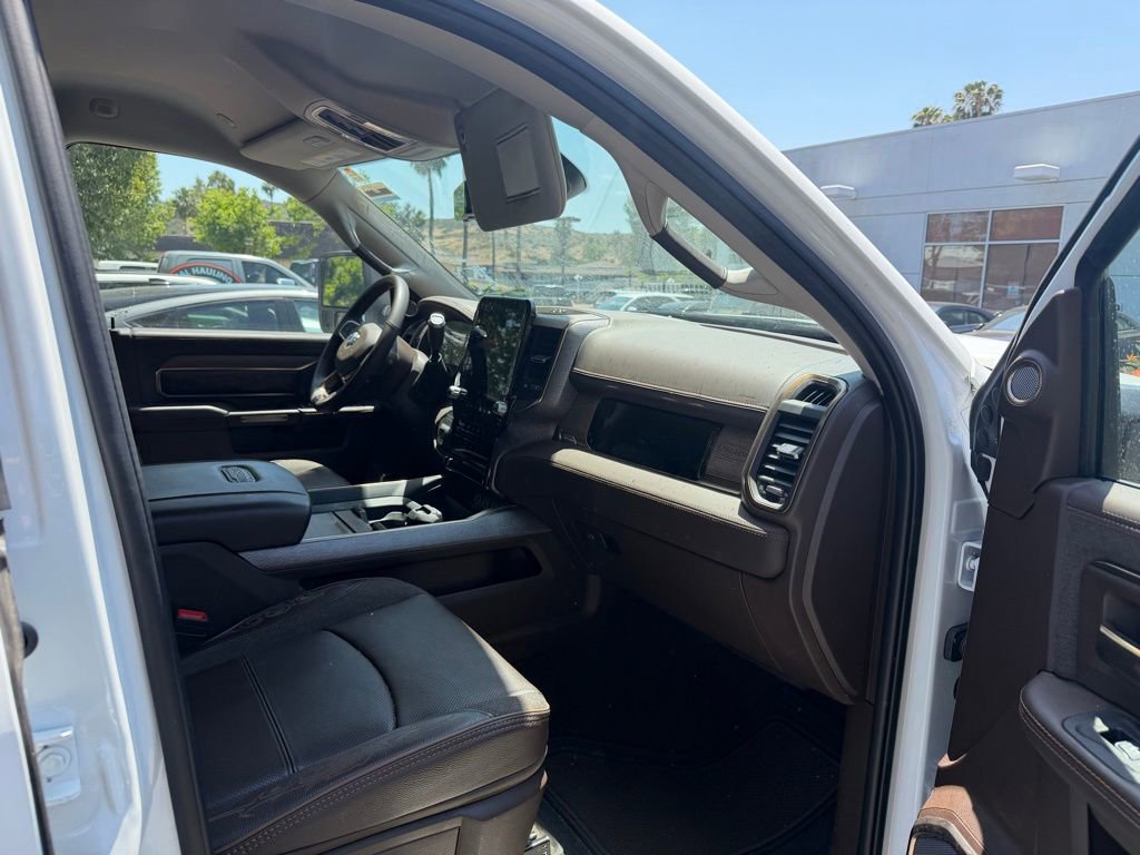 Used 2025 RAM 3500 Longhorn AWD/4WD image 16