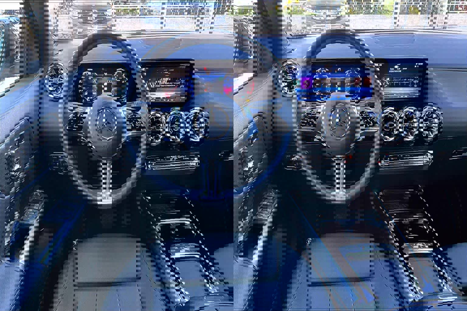 Used 2025 Mercedes-Benz GLA 250 image 5