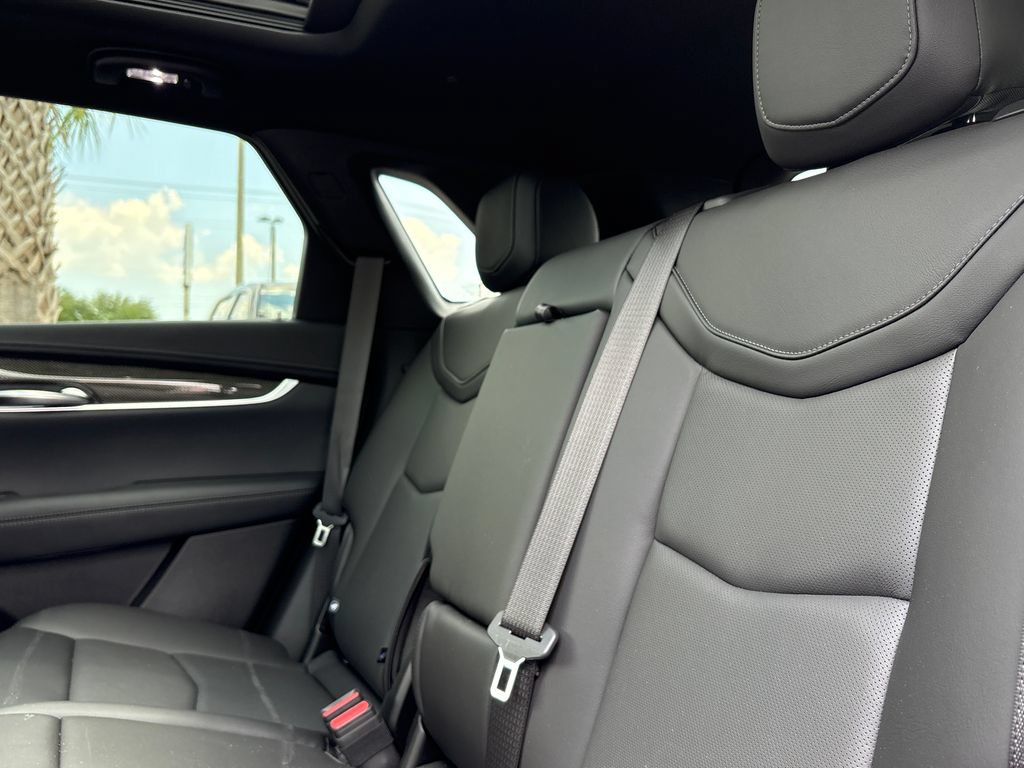 New 2026 Cadillac XT5 Sportv w/ LPO, Onyx Lite Package AWD/4WD image 20