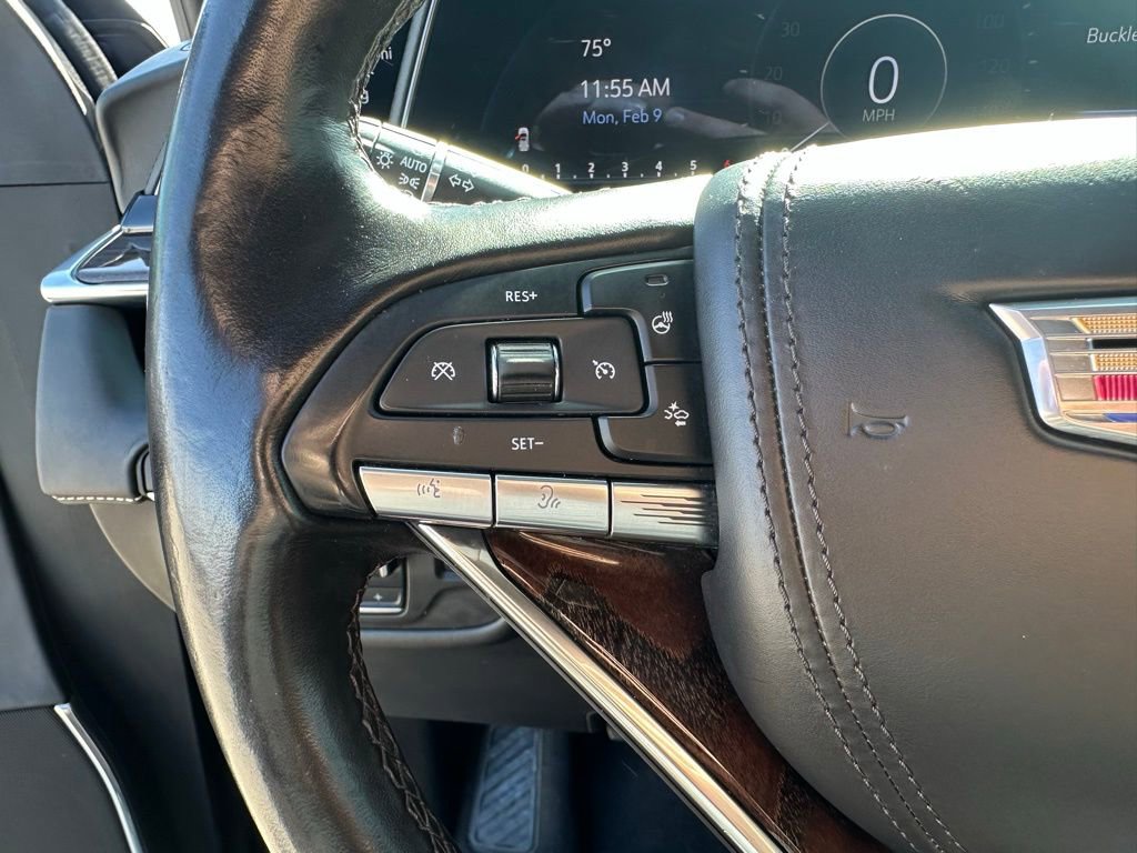 Used 2023 Cadillac Escalade ESV Premium Luxury Platinum image 29