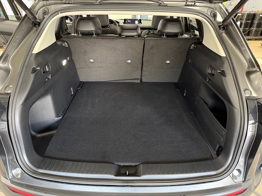 Certified 2025 MAZDA CX-50 2.5 Hybrid w/ Preferred Pkg image 11