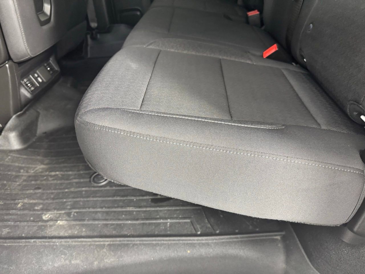 Used 2024 Chevrolet Silverado 2500 Custom w/ Custom Convenience Package image 19