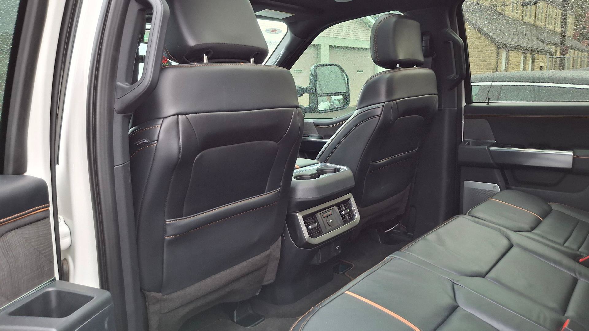 Used 2024 Ford F250 Platinum w/ Tremor Off-Road Package AWD/4WD image 8