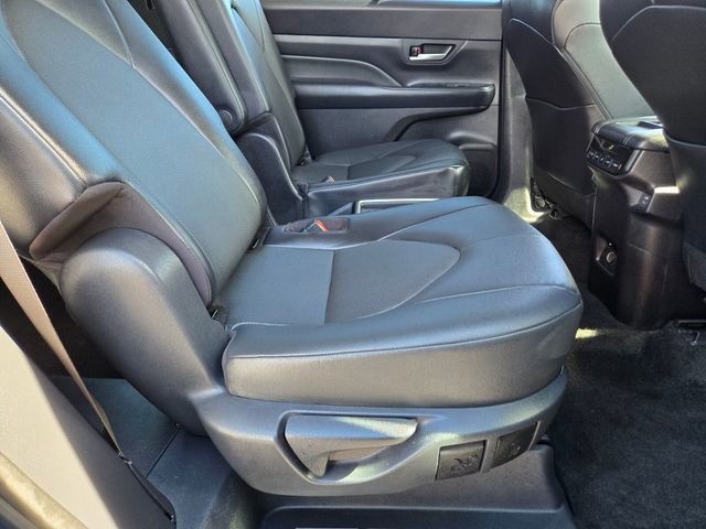 Certified 2025 Toyota Grand Highlander XLE image 15