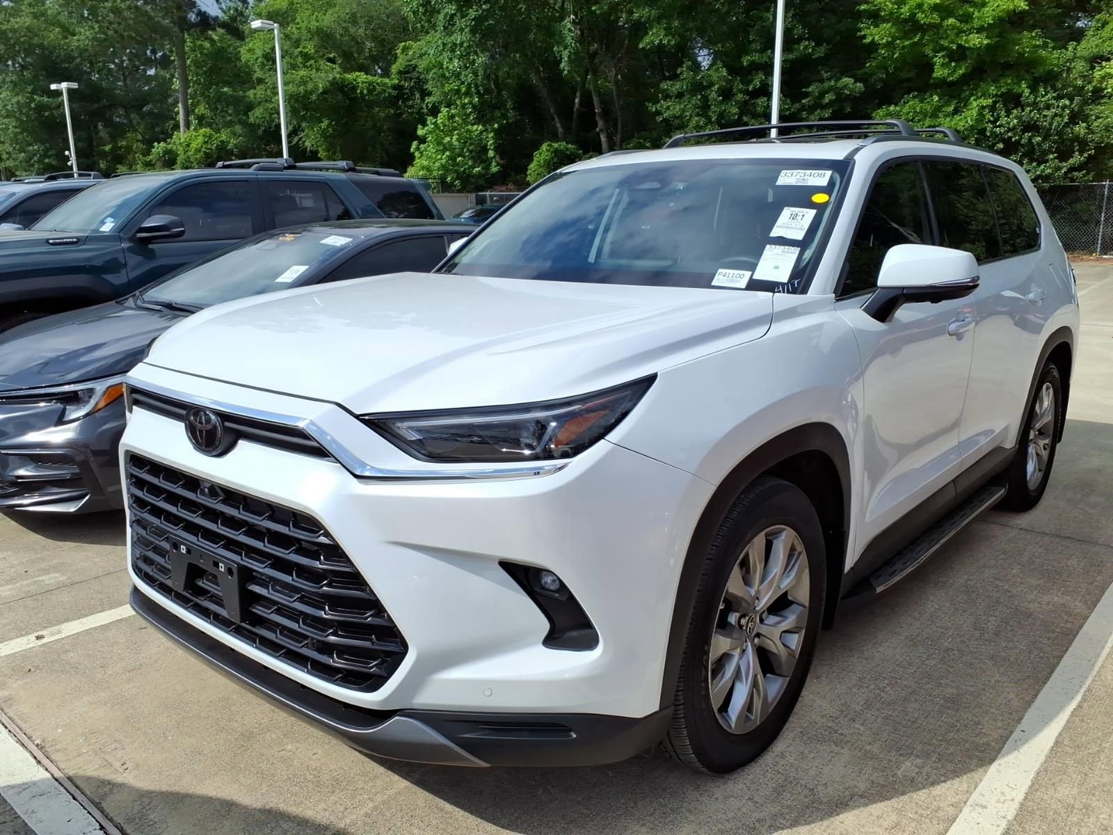 Used 2025 Toyota Grand Highlander FWD image 4