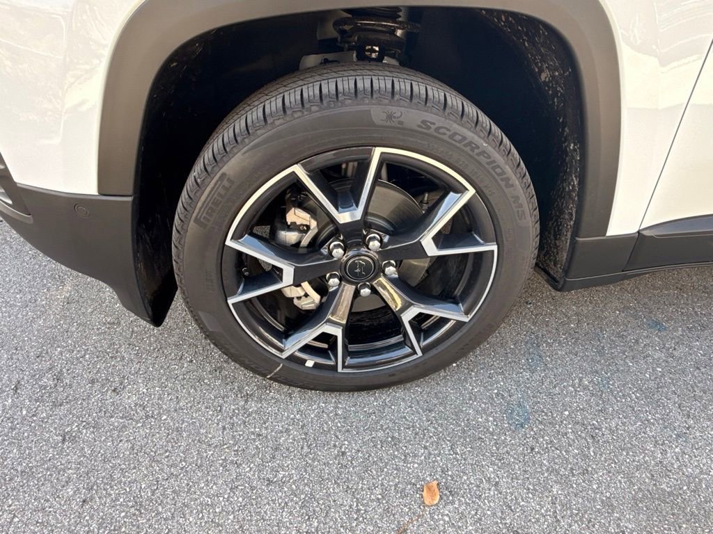 New 2026 Jeep Cherokee Overland image 31