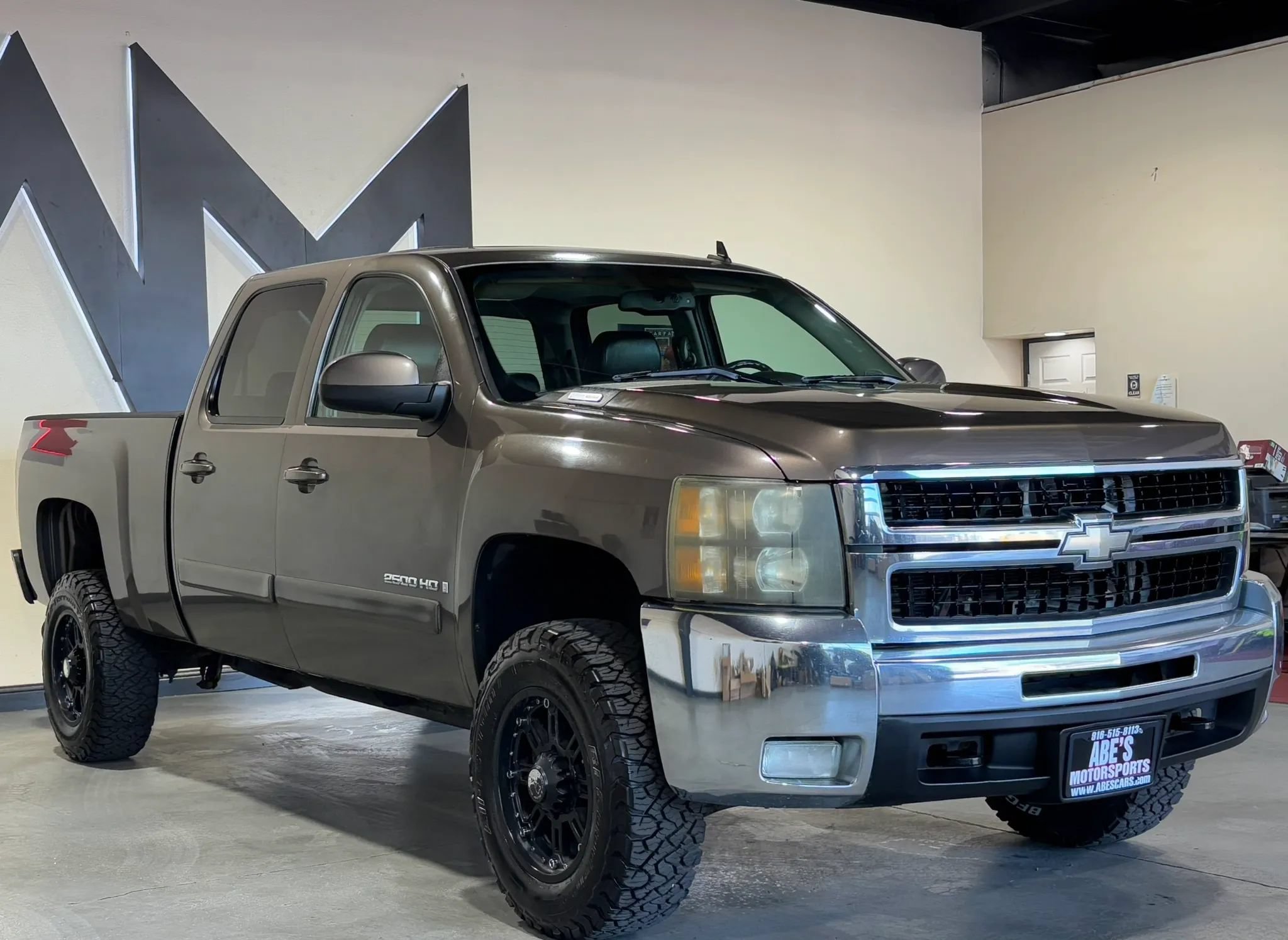 Used 2008 Chevrolet Silverado 2500 LTZ w/ Safety Package AWD/4WD image 3