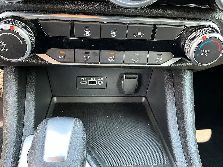 Certified 2023 Nissan Sentra SV FWD image 19