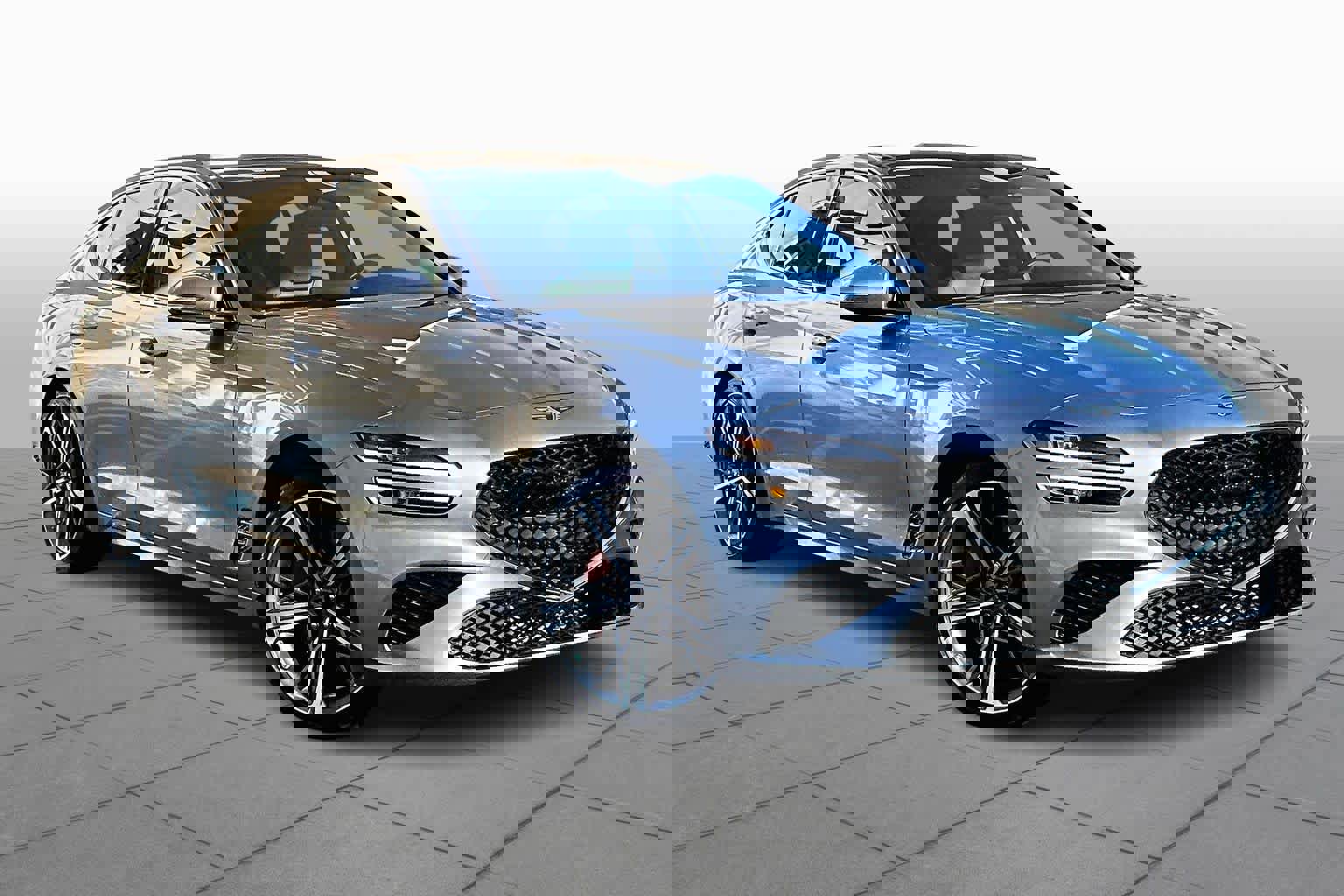 Used 2025 Genesis G70 3.3T Advanced image 3