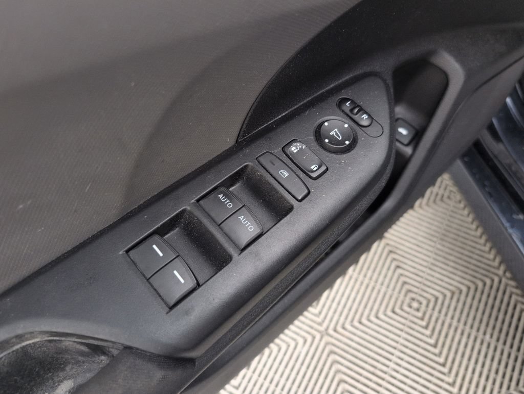 Used 2019 Honda Civic LX image 29