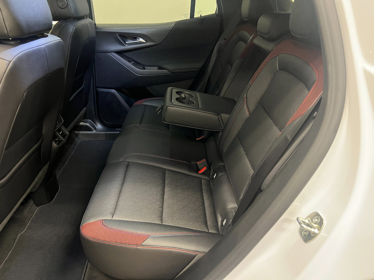 New 2026 Chevrolet Equinox RS image 27