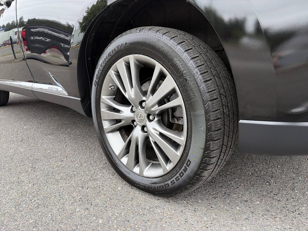 Used 2013 Lexus RX 450h AWD w/ Navigation Pkg image 4