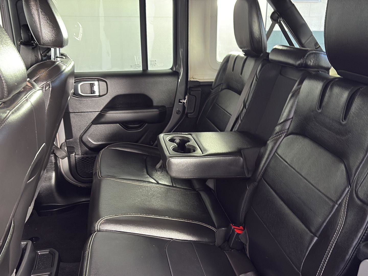 Used 2023 Jeep Wrangler Sahara w/ Cold Weather Group image 23