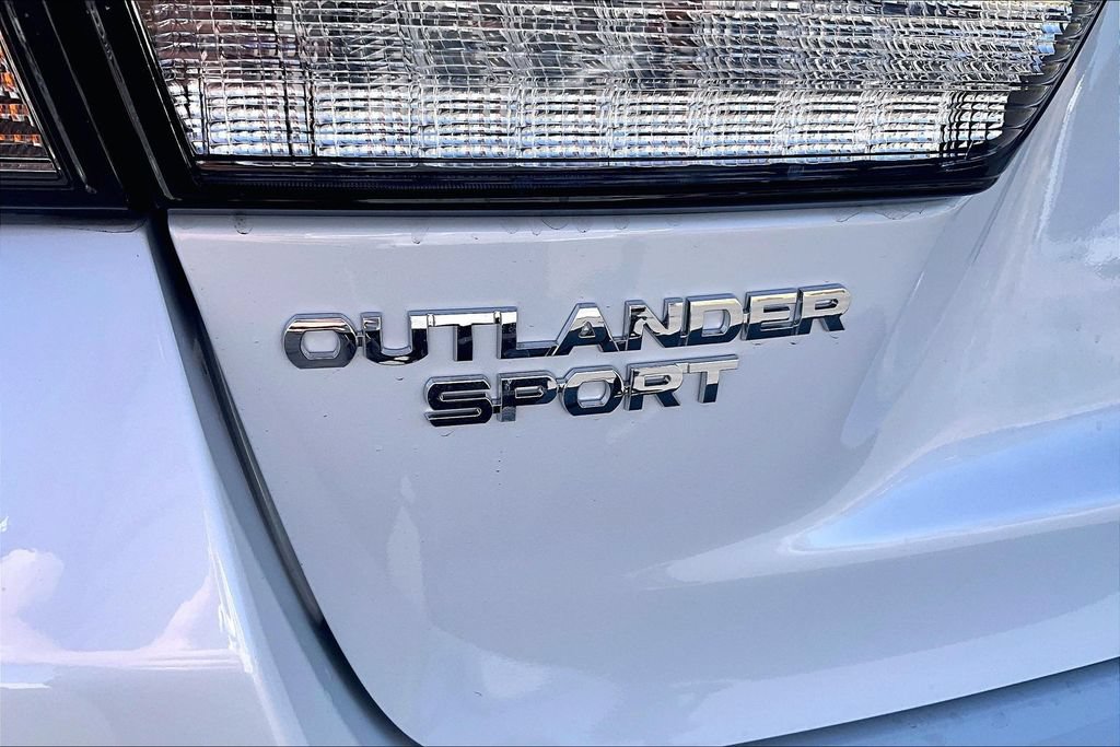 New 2027 Mitsubishi Outlander Sport LE AWD/4WD image 12