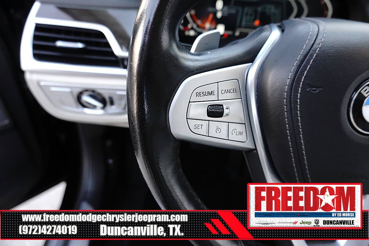 Used 2021 BMW 740i w/ Premium Package RWD image 25