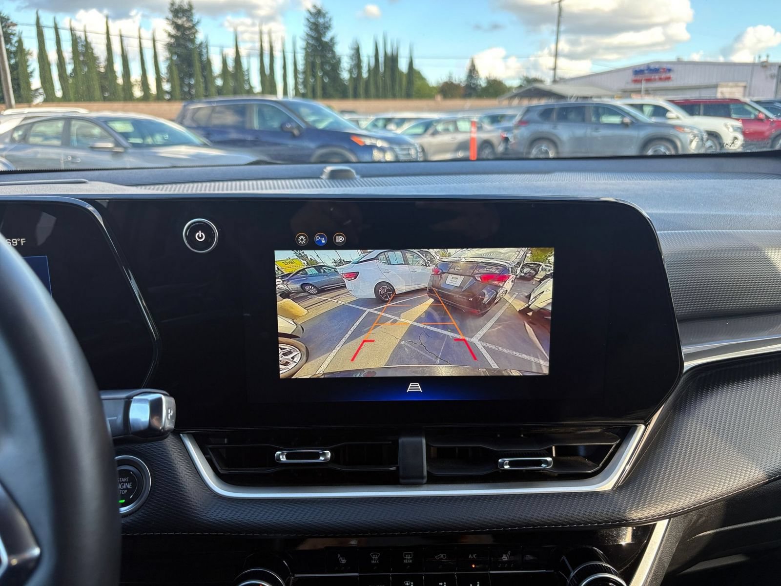 Used 2025 Chevrolet Equinox LT AWD/4WD image 24