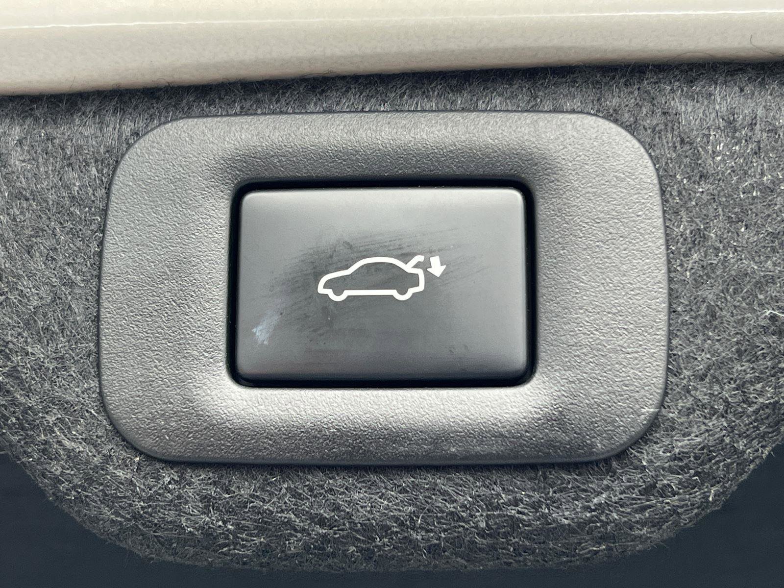 Certified 2023 Lexus ES 350 w/ Premium Package image 20