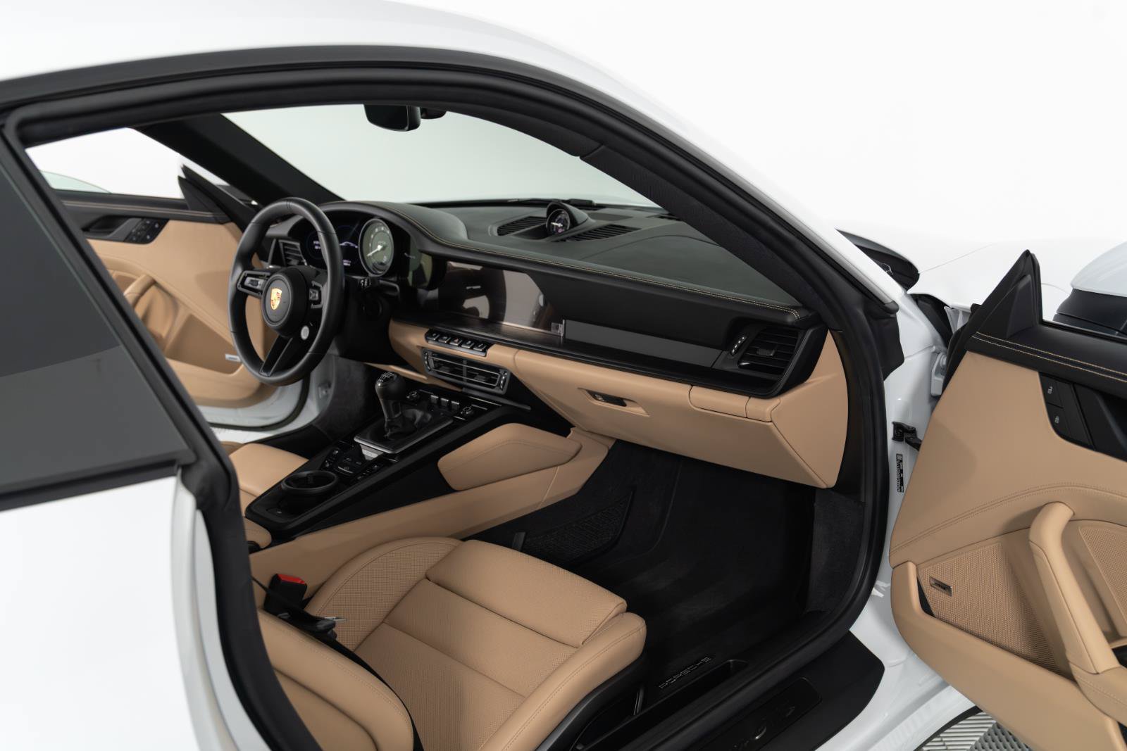 Used 2023 Porsche 911 Carrera GTS RWD image 9