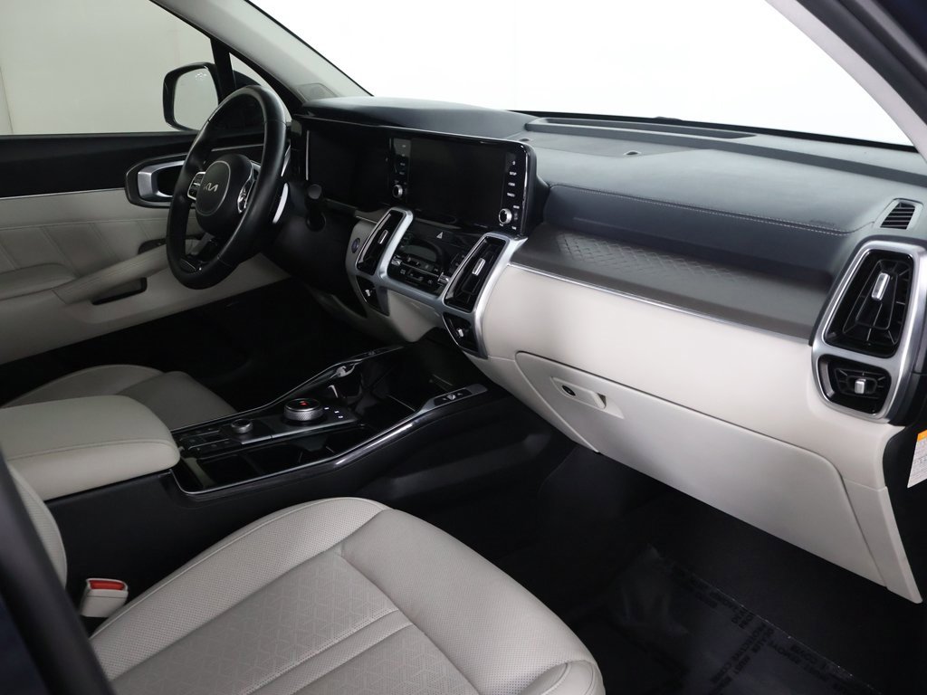 Used 2022 Kia Sorento SX Prestige image 32