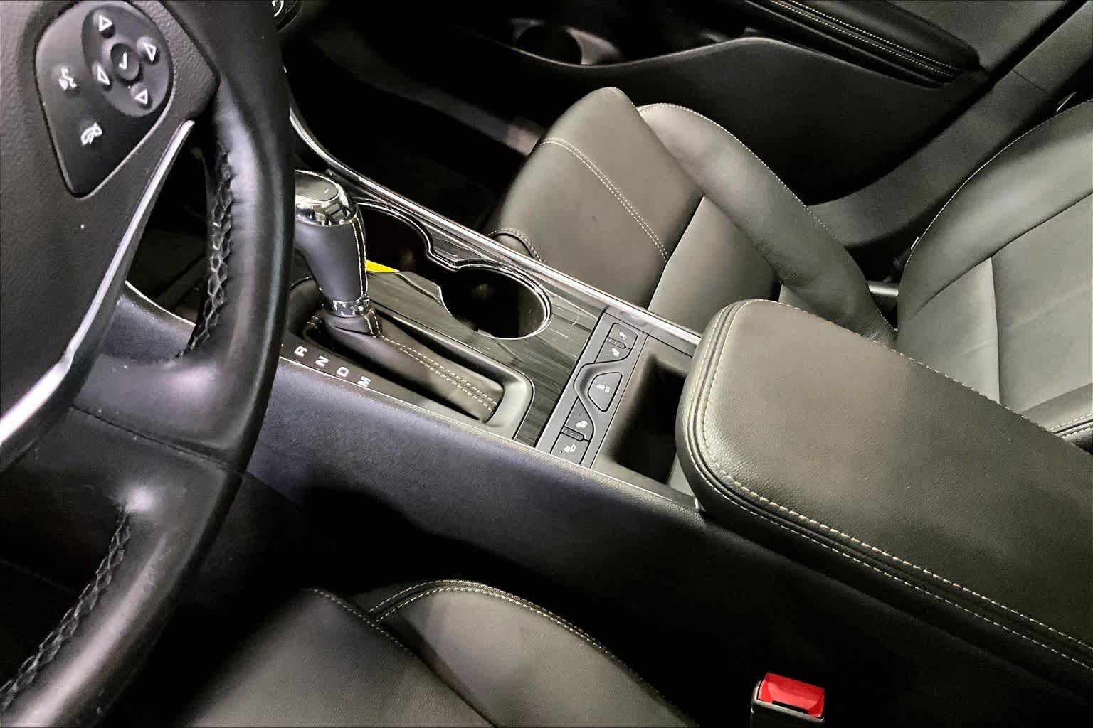 Used 2019 Chevrolet Impala LT w/ Sunroof and Spoiler Package FWD image 16