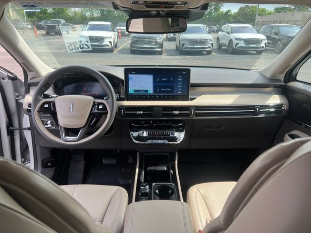Certified 2023 Lincoln Corsair FWD image 17