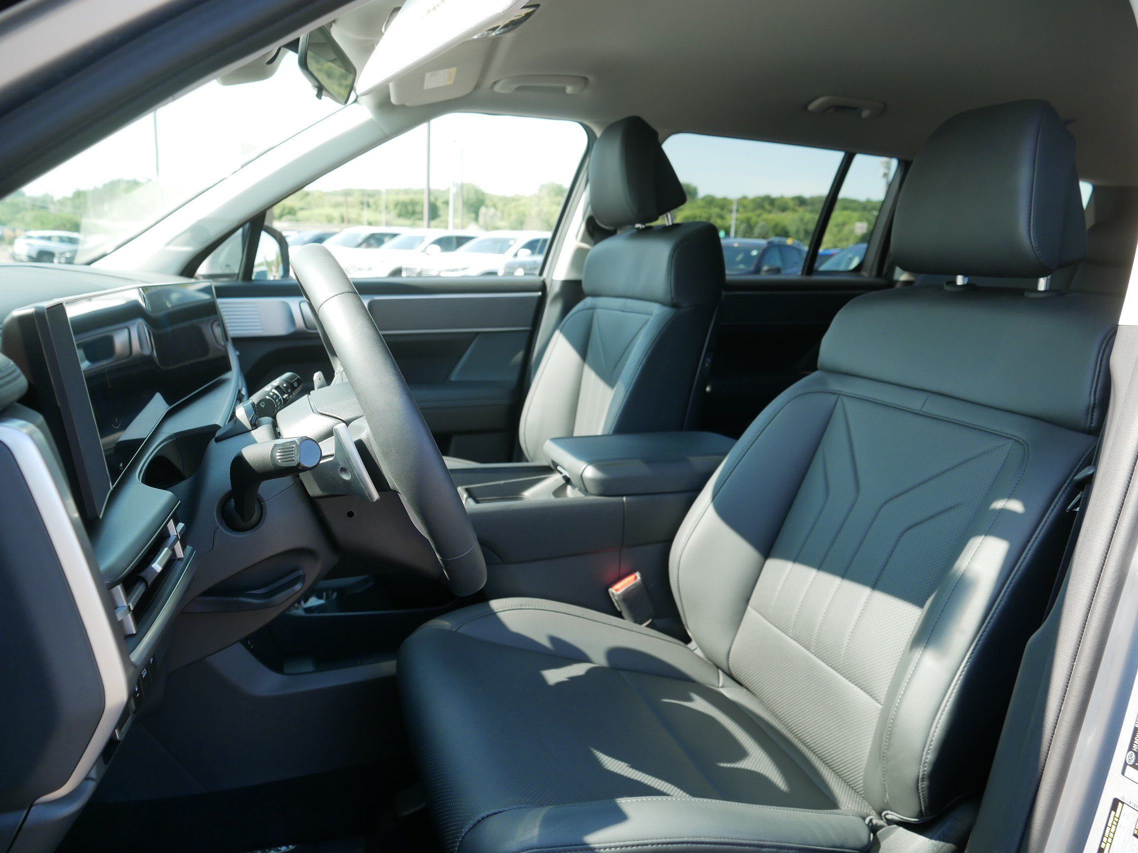 Used 2024 Hyundai Santa Fe SEL AWD/4WD image 14