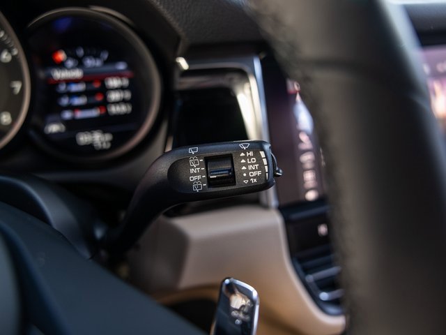 New 2026 Porsche Macan image 49