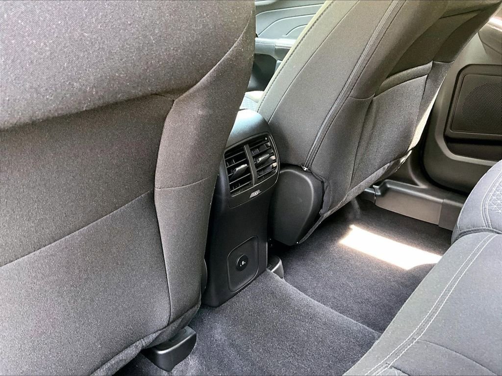 Used 2023 Ford Escape Active AWD/4WD image 23