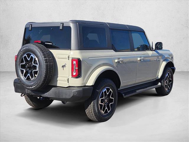 New 2025 Ford Bronco Outer Banks image 2