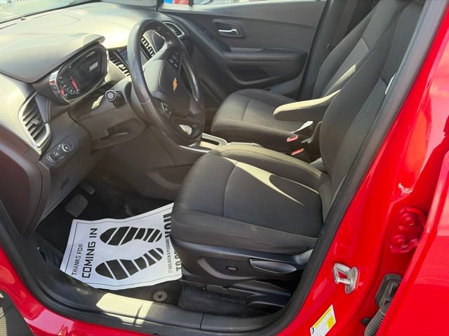Used 2020 Chevrolet Trax LT w/ LPO, Protection Package AWD/4WD image 8