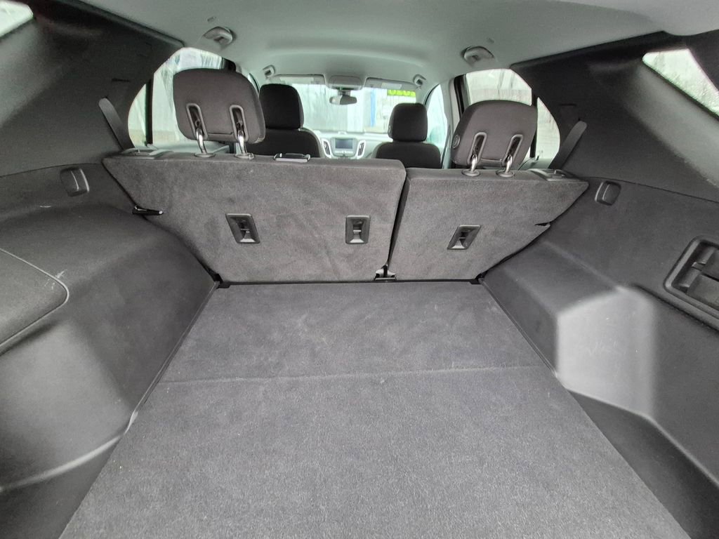 Used 2020 Chevrolet Equinox LT w/ Driver Convenience Package AWD/4WD image 23