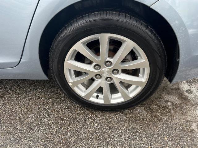 Used 2013 Chevrolet Malibu LTZ image 12
