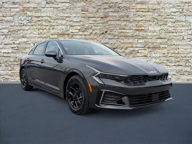 New 2026 Kia K5 LXS image 2