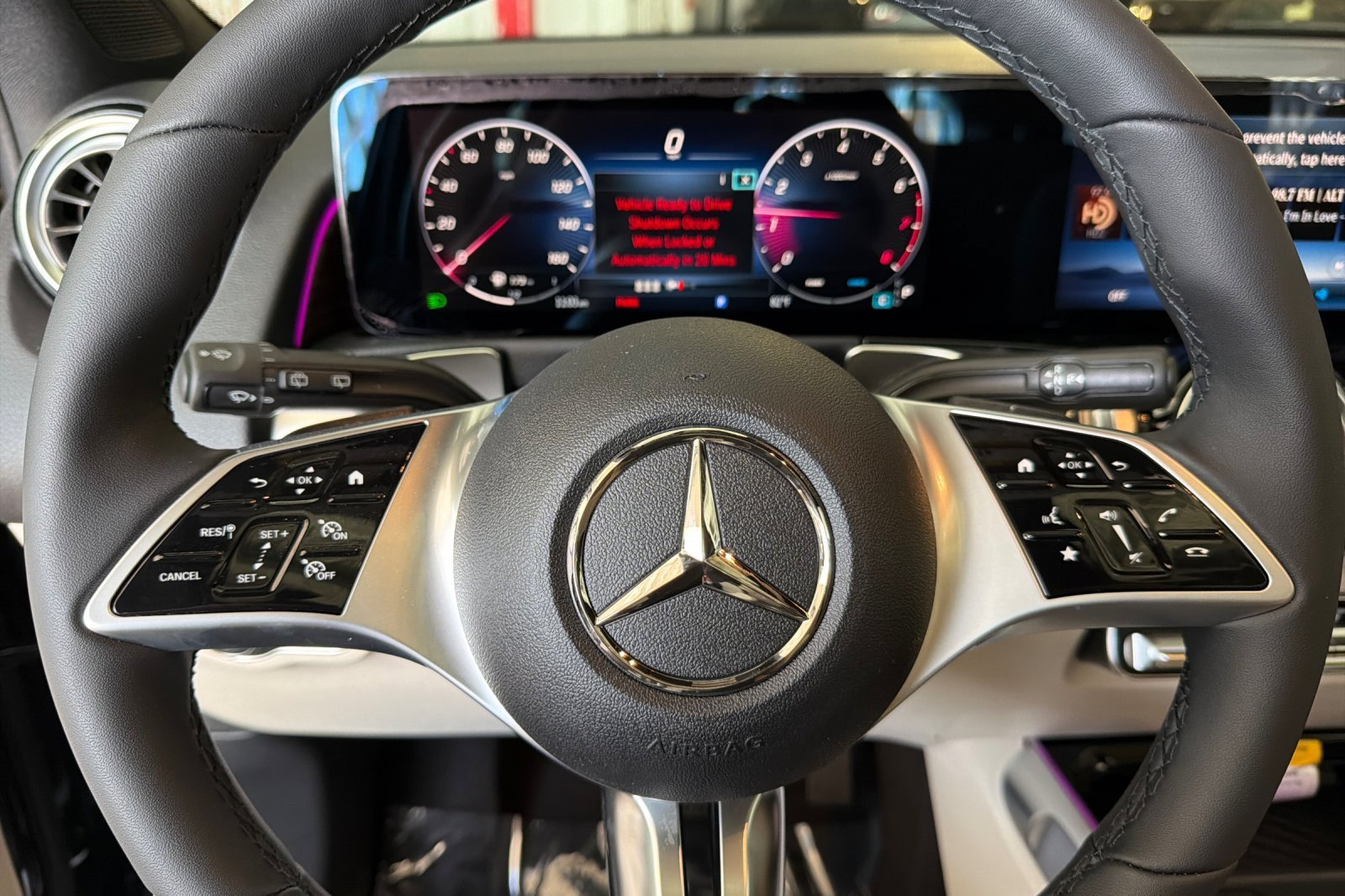 New 2026 Mercedes-Benz GLB 250 image 21