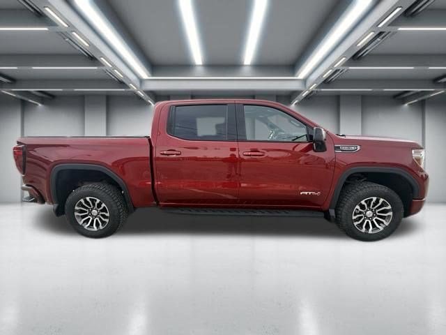 Used 2022 GMC Sierra 1500 AT4 w/ AT4 Premium Package AWD/4WD image 1