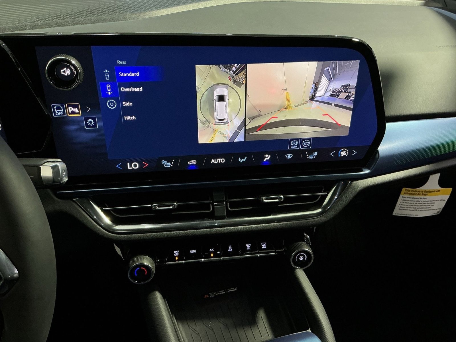 New 2026 Chevrolet Equinox EV LT image 27